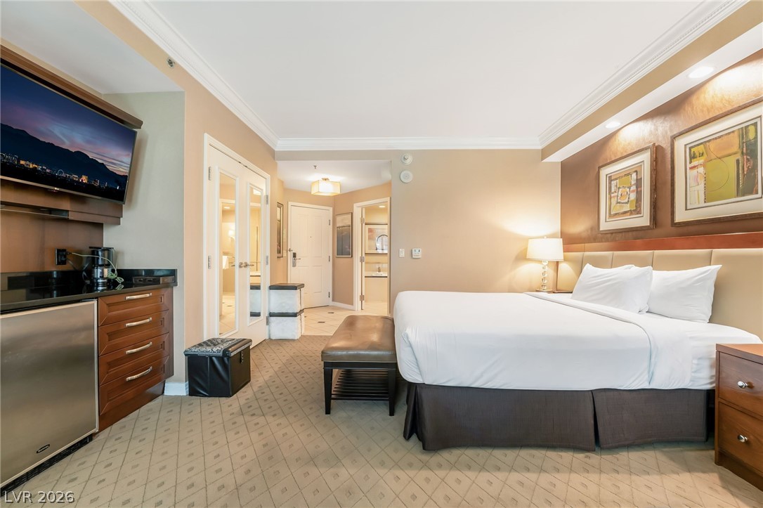 125 E Harmon Avenue 205