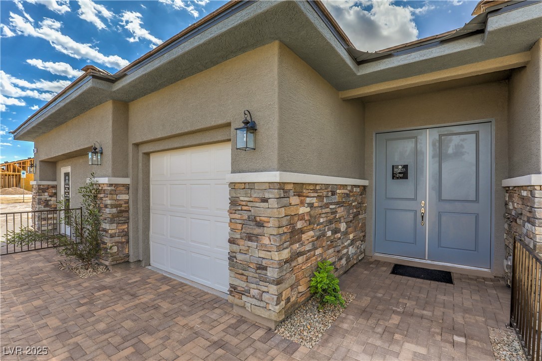 365 Sapphire Rock Avenue