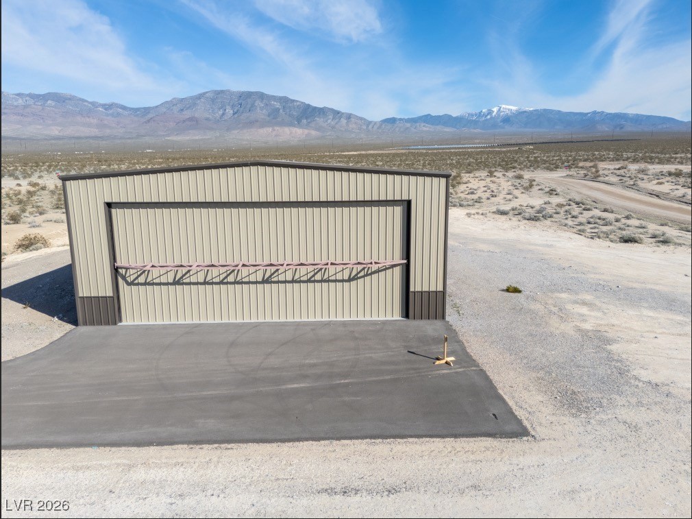 1180 E Airplane Place