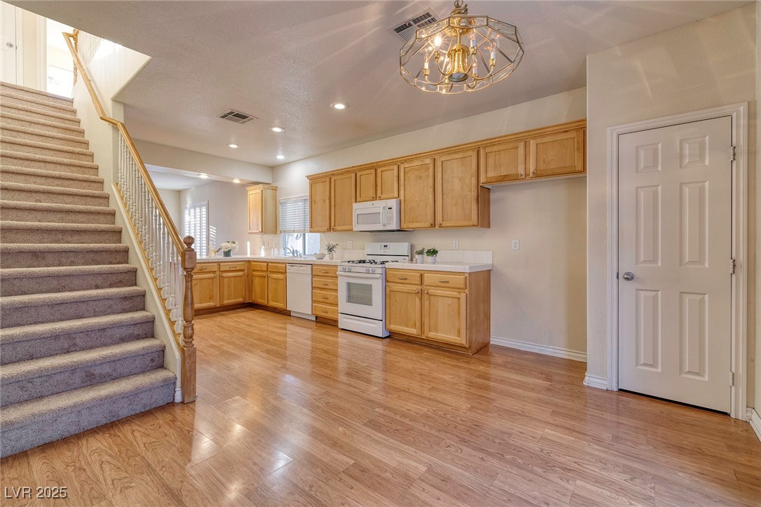 8234 Misty Sage Street, Las Vegas, Nevada image 16