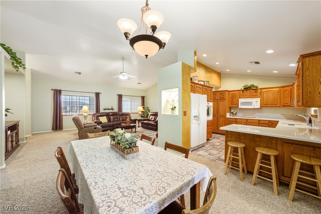 2501 S Mallard Avenue