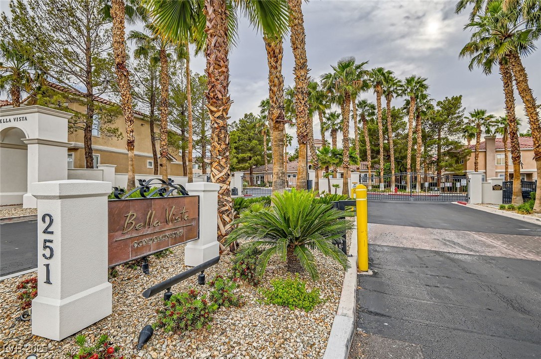251 S Green Valley Parkway 1311