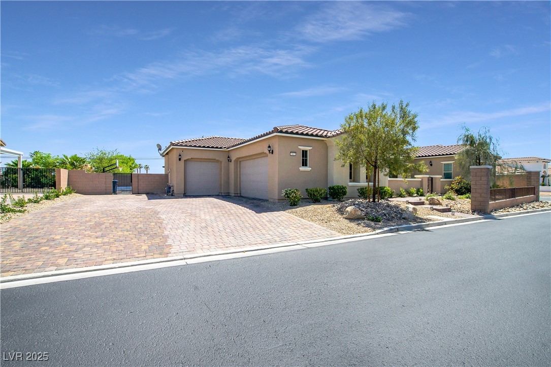 5812 Shangri La Night Court