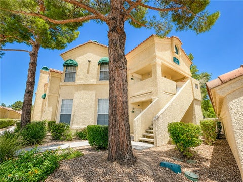Condo For Sale - 2251 Wigwam Parkway #925<br/> Henderson, NV 89074
