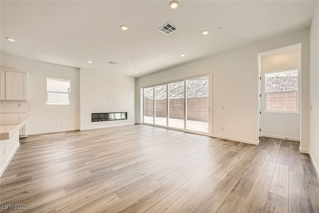 65 Ibiza Lake Drive, Henderson, Nevada image 2