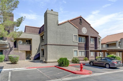 Condo For Rent - 5028 S Rainbow Boulevard #205<br/> Las Vegas, NV 89118
