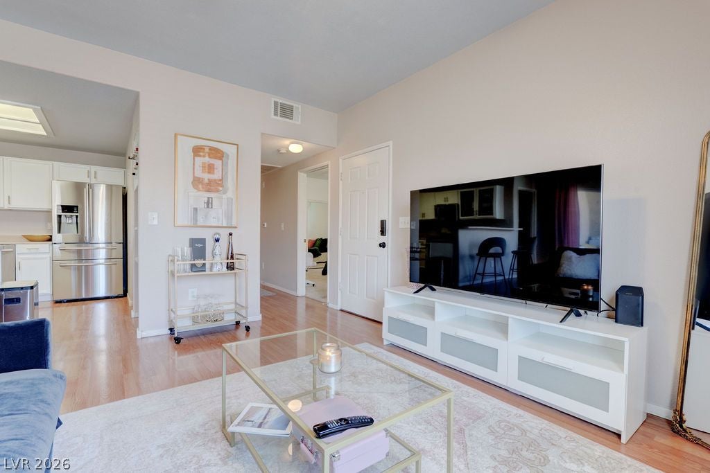 9580 W Reno Avenue 221