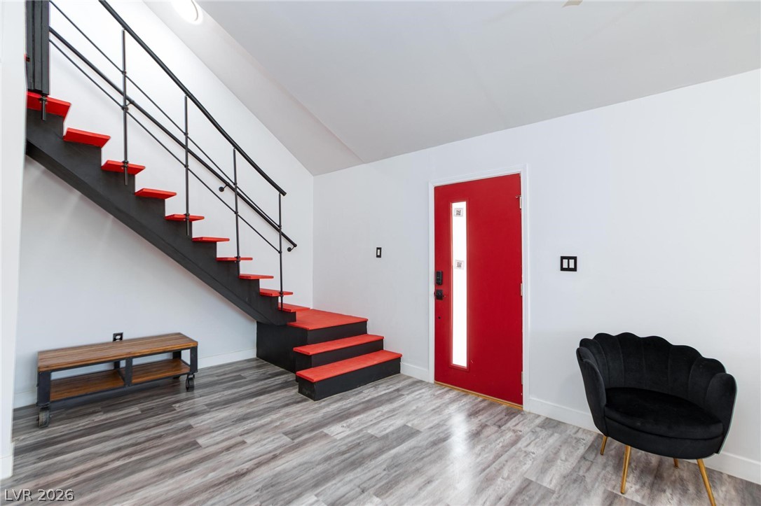 3271 N Joanita Street