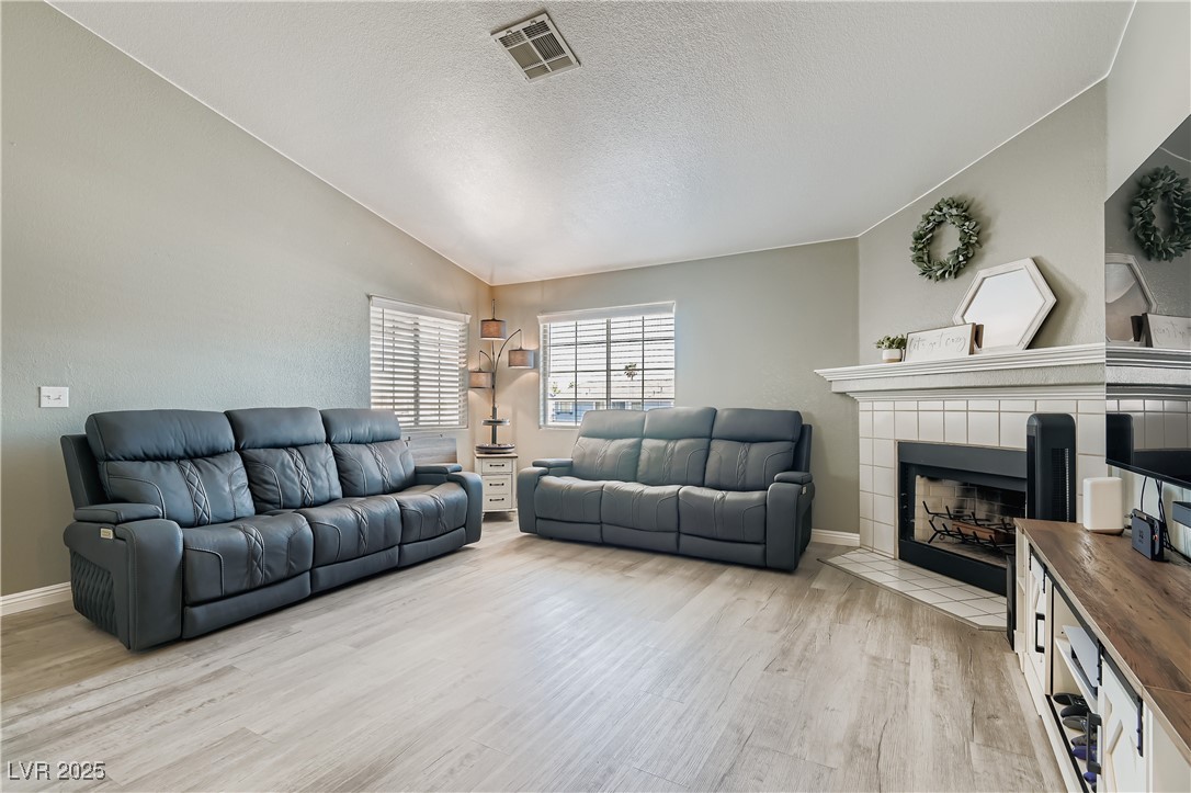 5355 Angler Circle 202