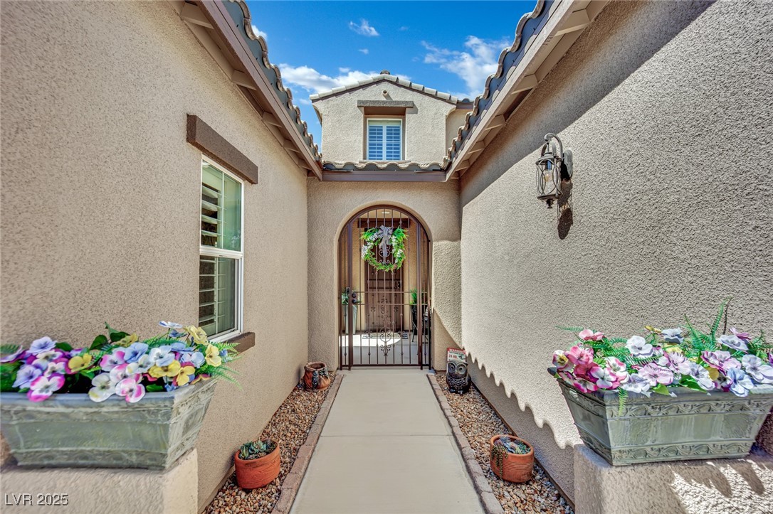 961 Contadero Place