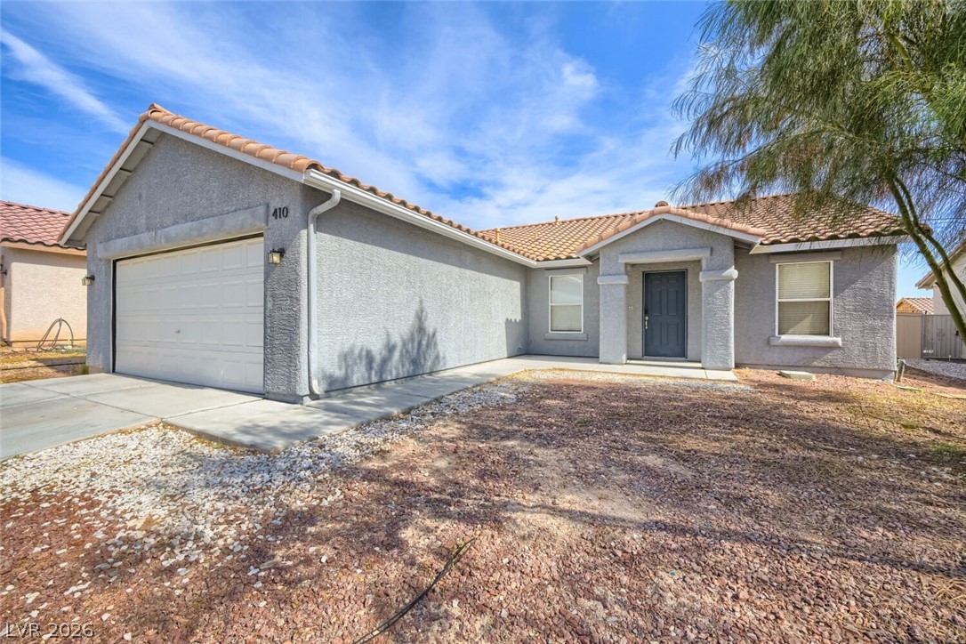 Photo 1 of 28 — 410 Foxvale Avenue, North Las Vegas, NV 89032
