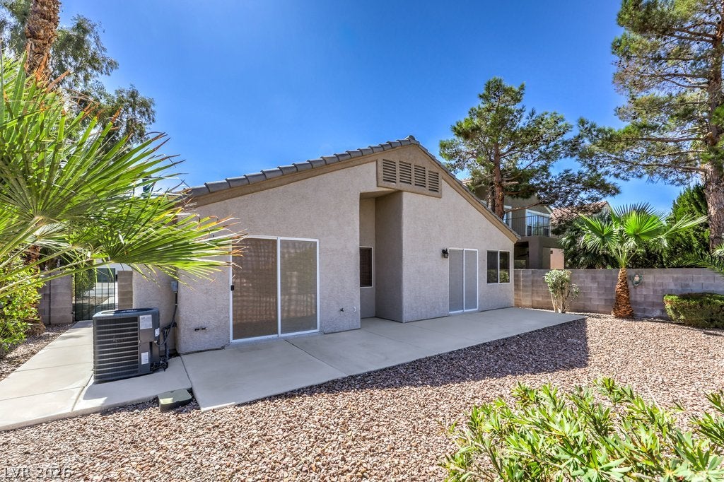 3186 CASTLE CANYON Avenue