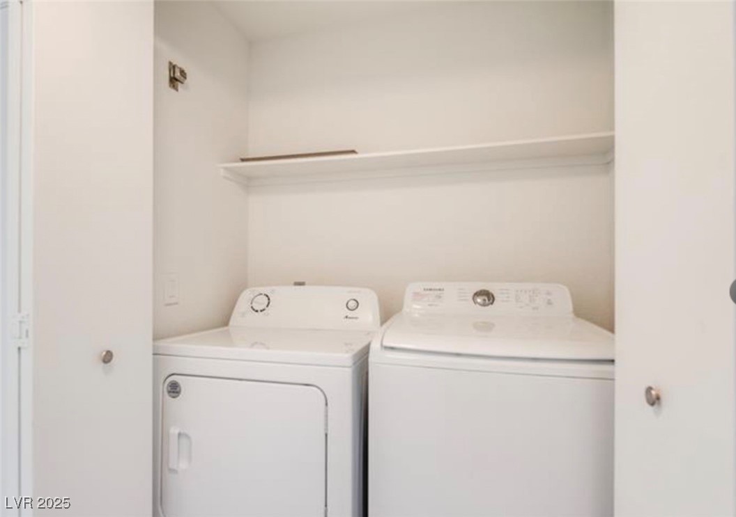 Las Vegas, Nevada 89128, United States, 2 Bedrooms Bedrooms, ,2 BathroomsBathrooms,Residential,Active,163388