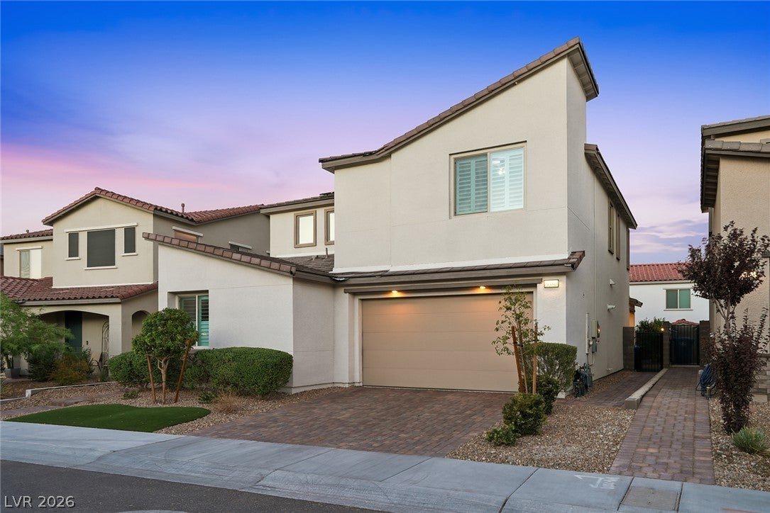 9380 Lunar Ray Street
