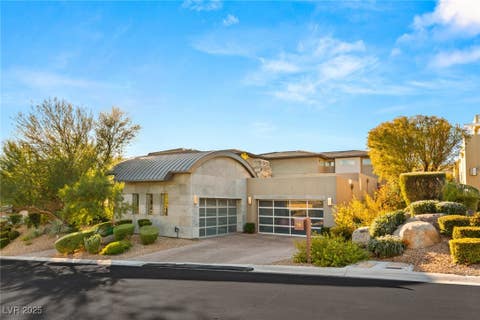 Photo of 35 Midnight Ridge Drive, Las Vegas, NV 89135 (MLS # 2668469)