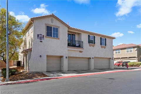 Townhouse For Sale - 495 Dorchester Bend Avenue #3<br/> North Las Vegas, NV 89032