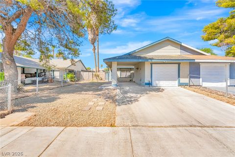 Townhouse For Sale - 1915 Winterwood Boulevard<br/> Las Vegas, NV 89142