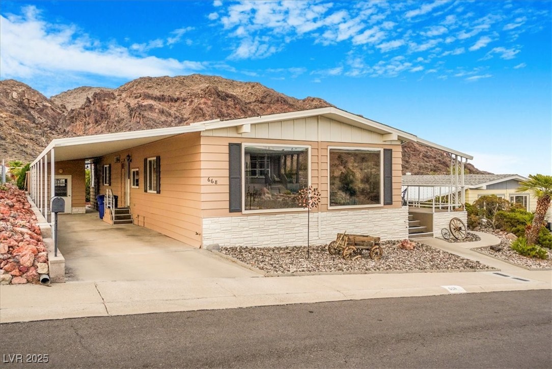 668 Mount Tamalpais Way