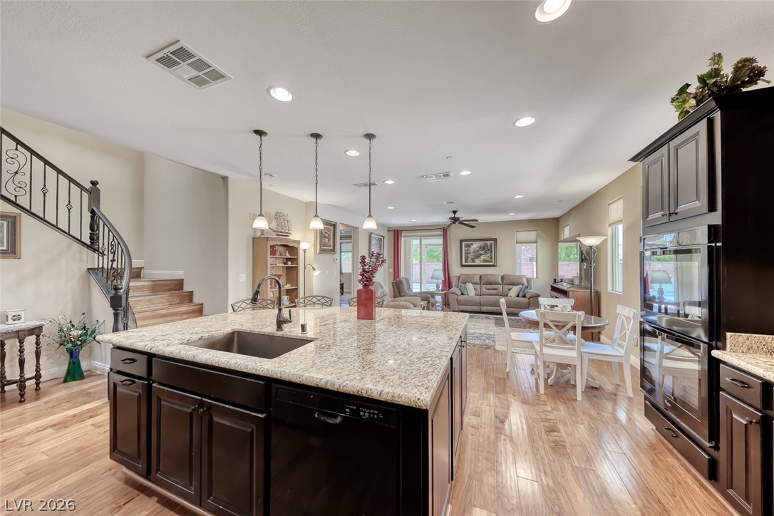 2649 Ornate Regiment Street