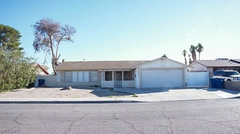 Photo of 4777 El Escorial Drive, Las Vegas, NV 89121 (MLS # 2731327) Photo of 4777 El Escorial Drive, Las Vegas, NV 89121 (MLS # 2731327)