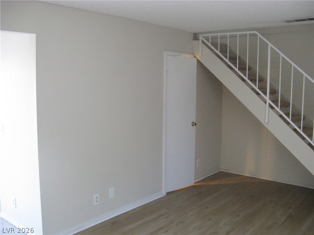 5052 Mountain Vista Street