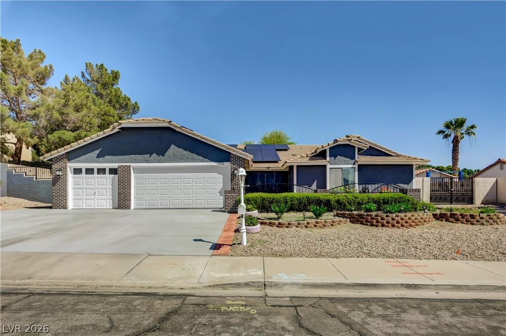Photo of 3222 E Oquendo Road, Las Vegas, NV 89120 (MLS # 2775728)