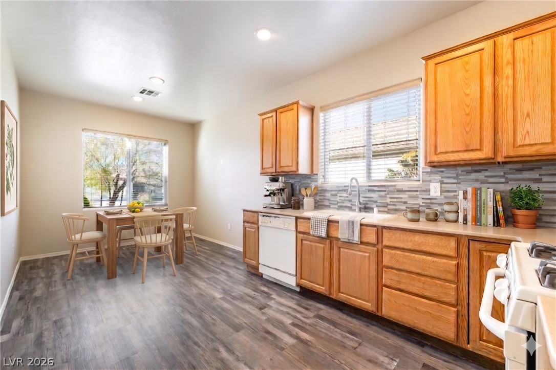 2564 Anani Road