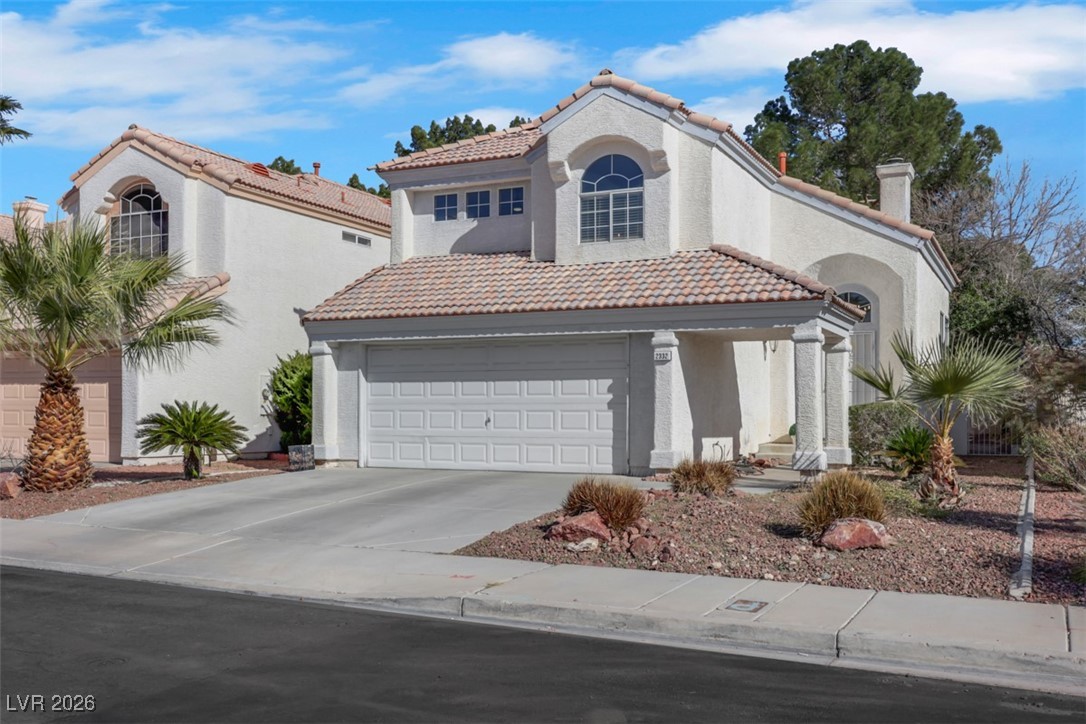 2332 Hunt Club Street