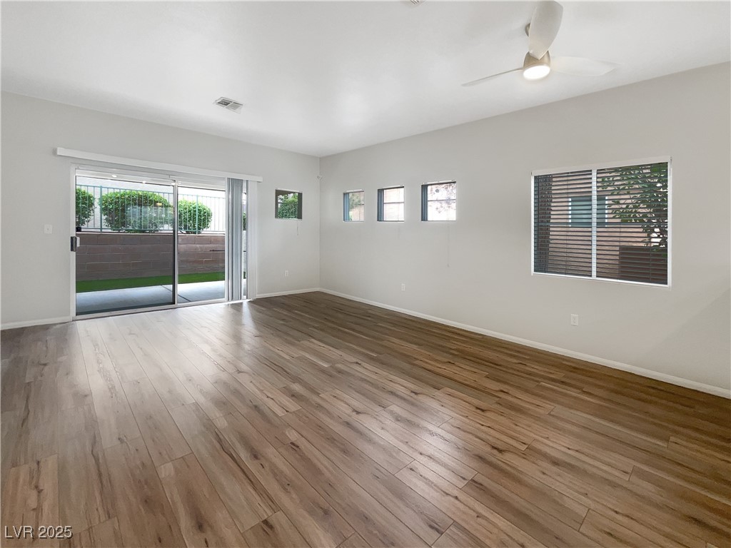 10524 India Hawthorn Avenue