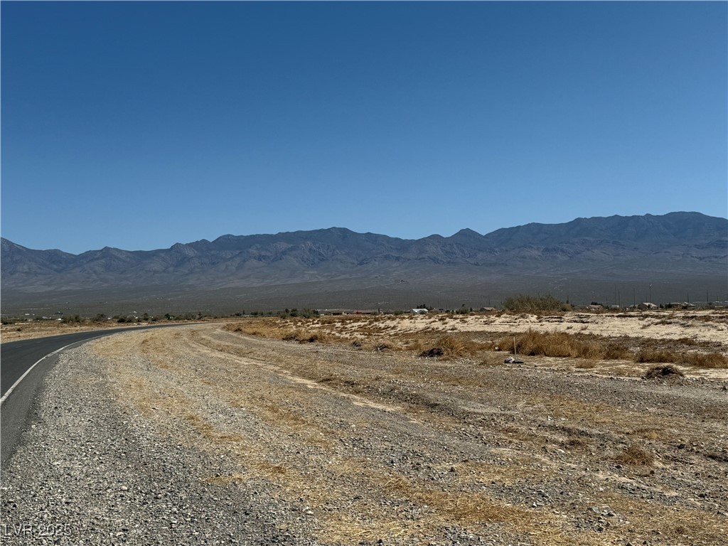 5721 N Leslie Street, Pahrump, Nevada image 4