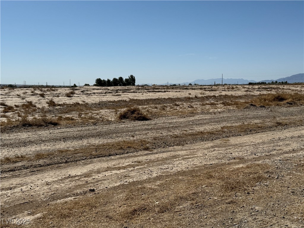 5721 N Leslie Street, Pahrump, Nevada image 3
