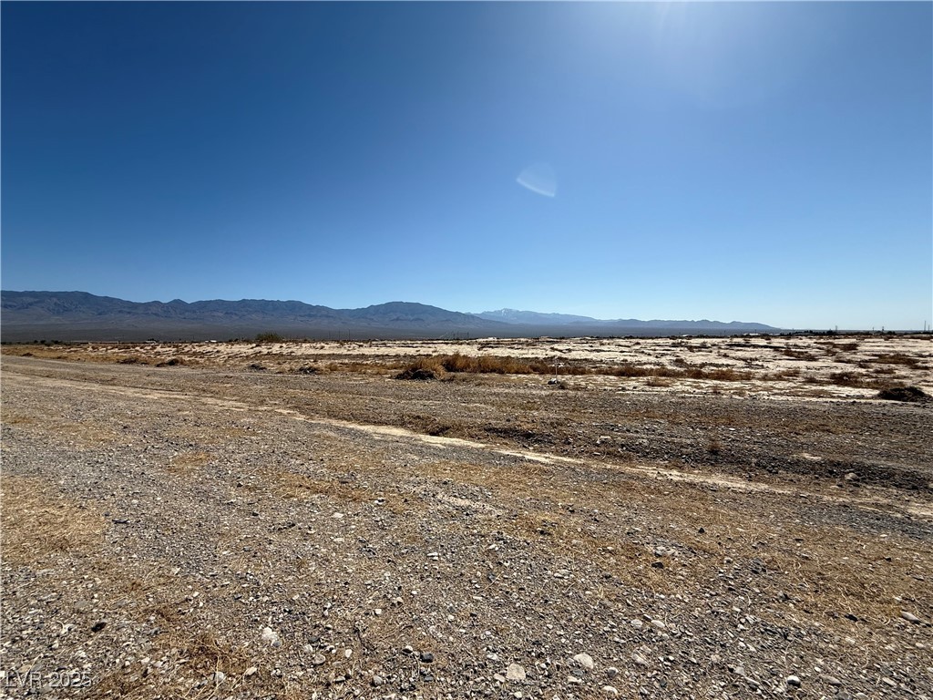 5721 N Leslie Street, Pahrump, Nevada image 2