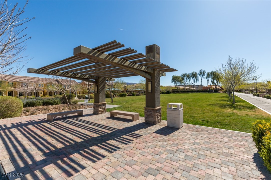 Henderson, Nevada 89044, United States, 3 Bedrooms Bedrooms, ,3 BathroomsBathrooms,Residential,Active,99840