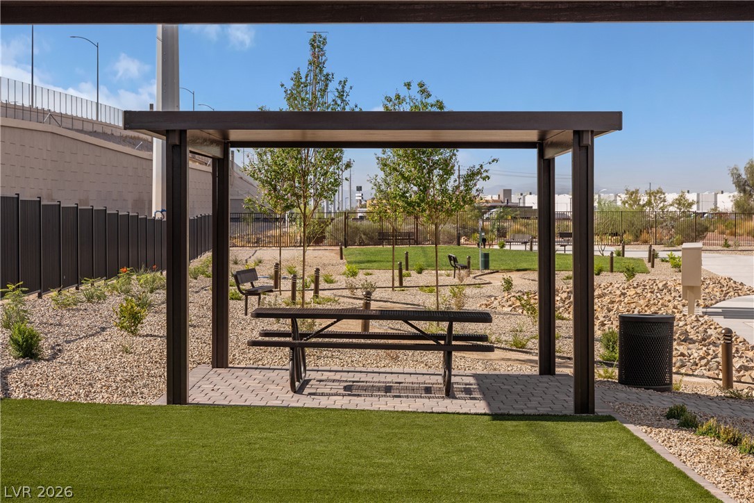 4260 Mount Bonnell Avenue