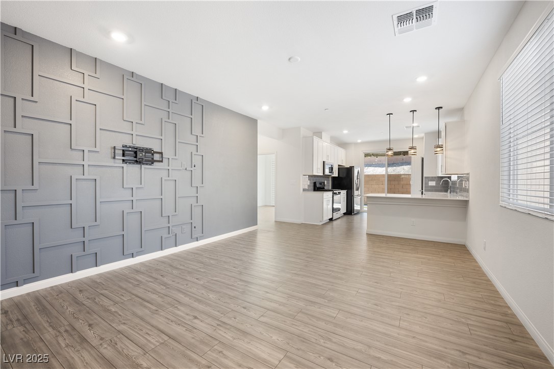 3447 Covilha Lane