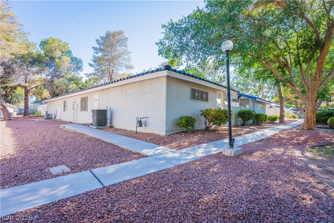 2124 Willowbury Drive B