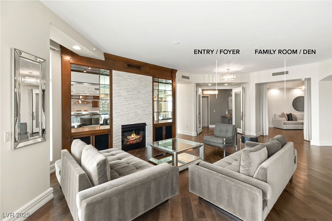 9101 Alta Drive 1202