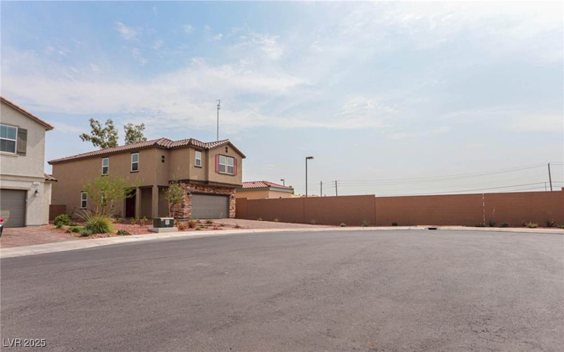 1624 Crisp Pear Court