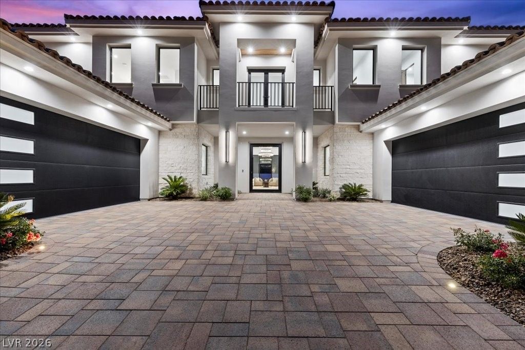 Photo of 42 Ravenswood Avenue, Las Vegas, NV 89141 (MLS # 2763796)