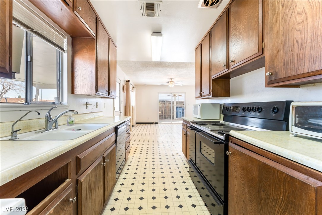 3091 Oxford Lane