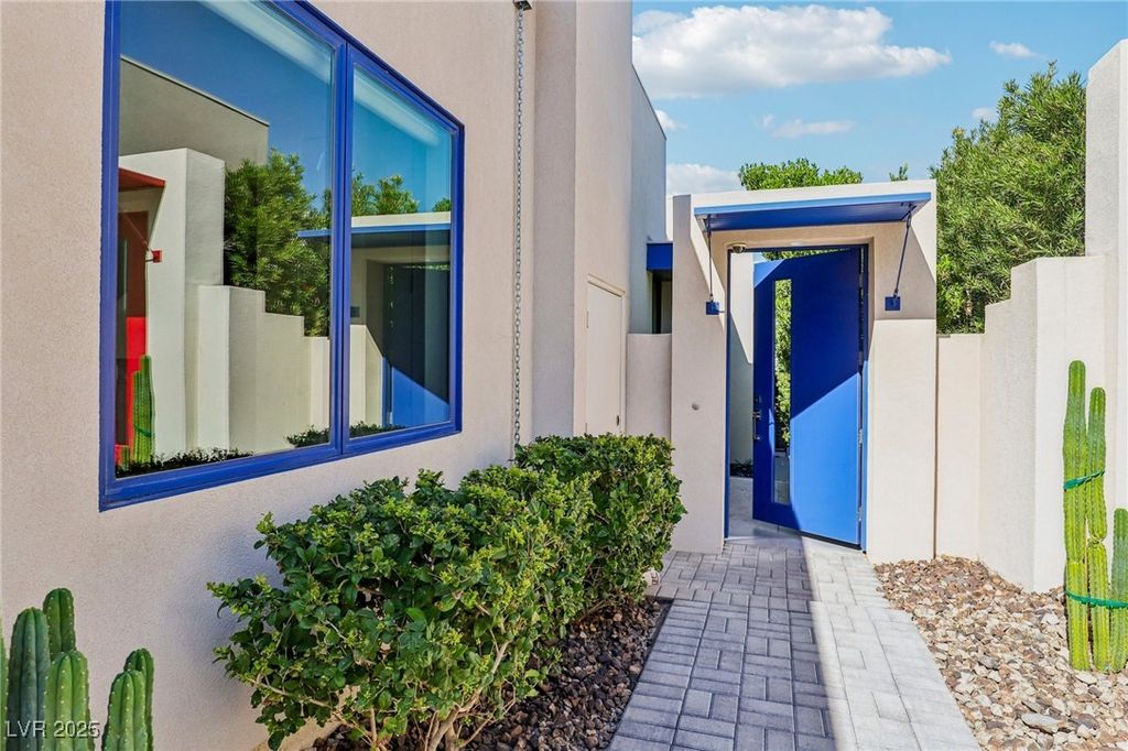 Photo of 375 Tranquil Peak Court, Henderson, NV 89012 (MLS # 2720263)