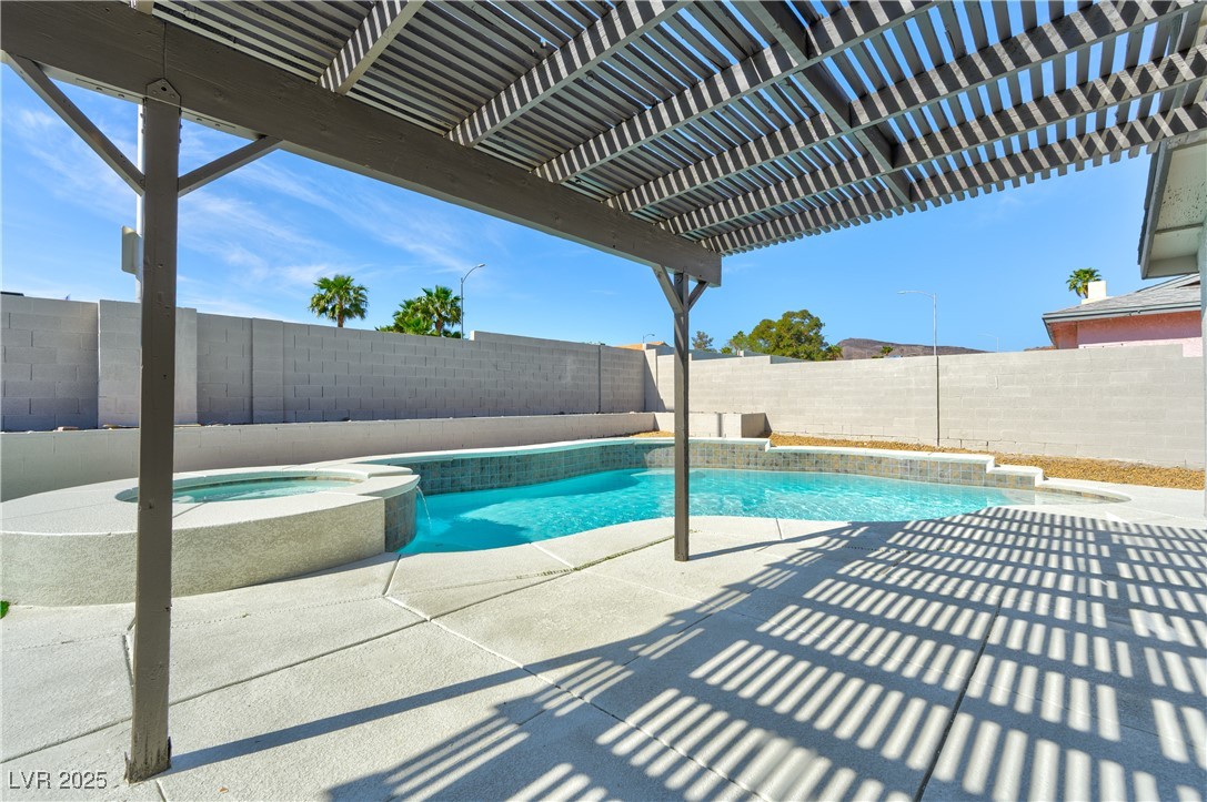 744 Willow Avenue, Henderson, Nevada image 23