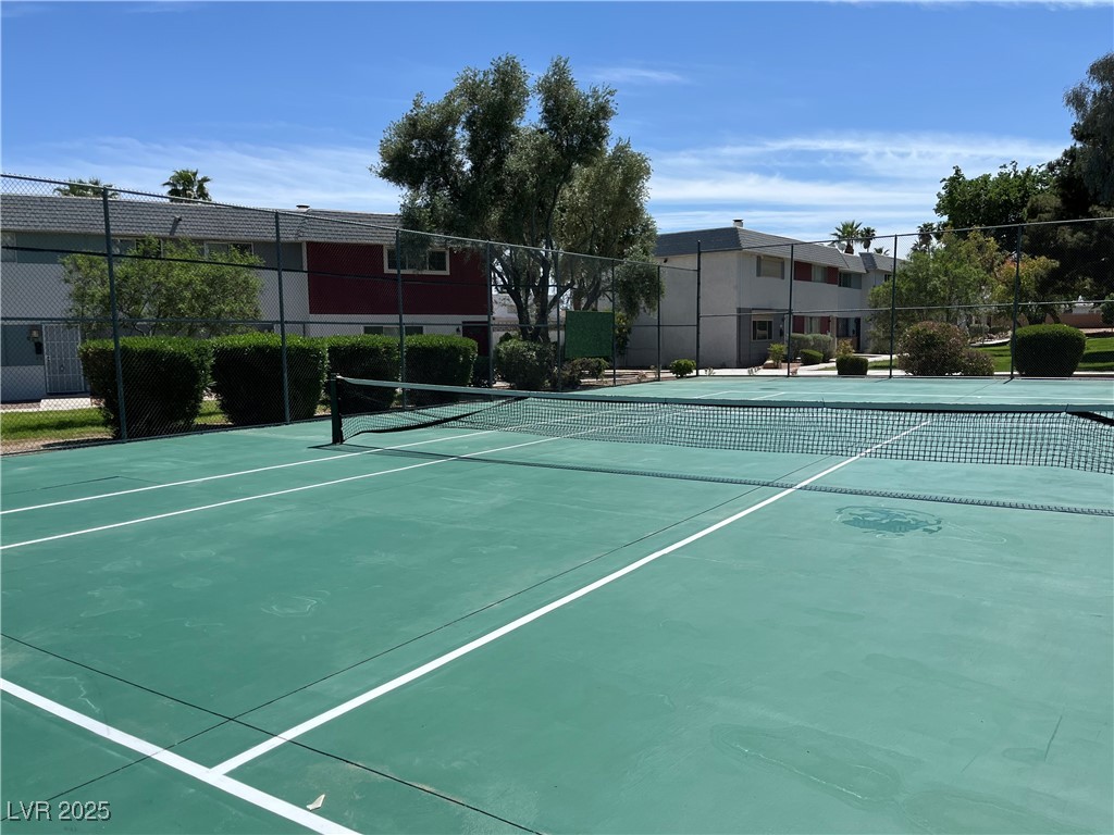 158 Greenbriar Townhouse Way, Las Vegas, Nevada image 26