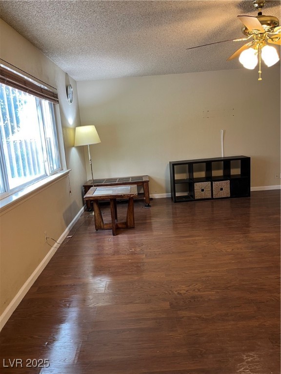 158 Greenbriar Townhouse Way, Las Vegas, Nevada image 3