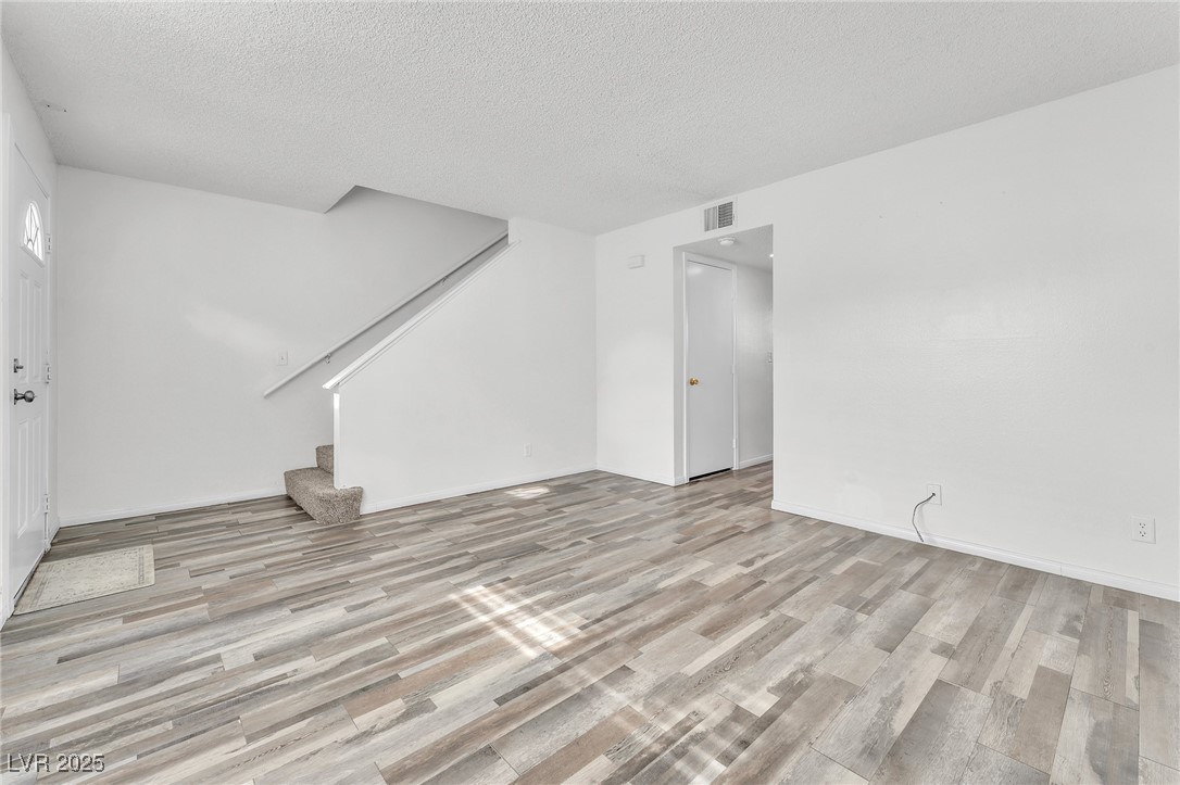 7089 Burcot Avenue A89