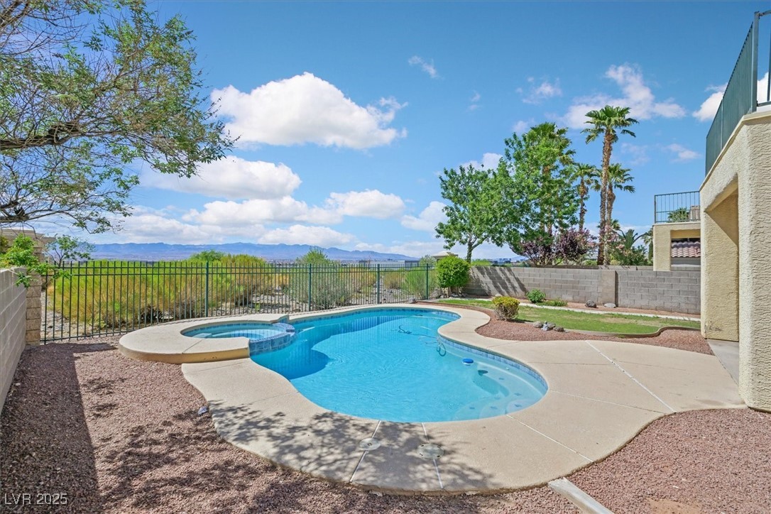 1221 Diamond Valley Street, Henderson, Nevada image 7