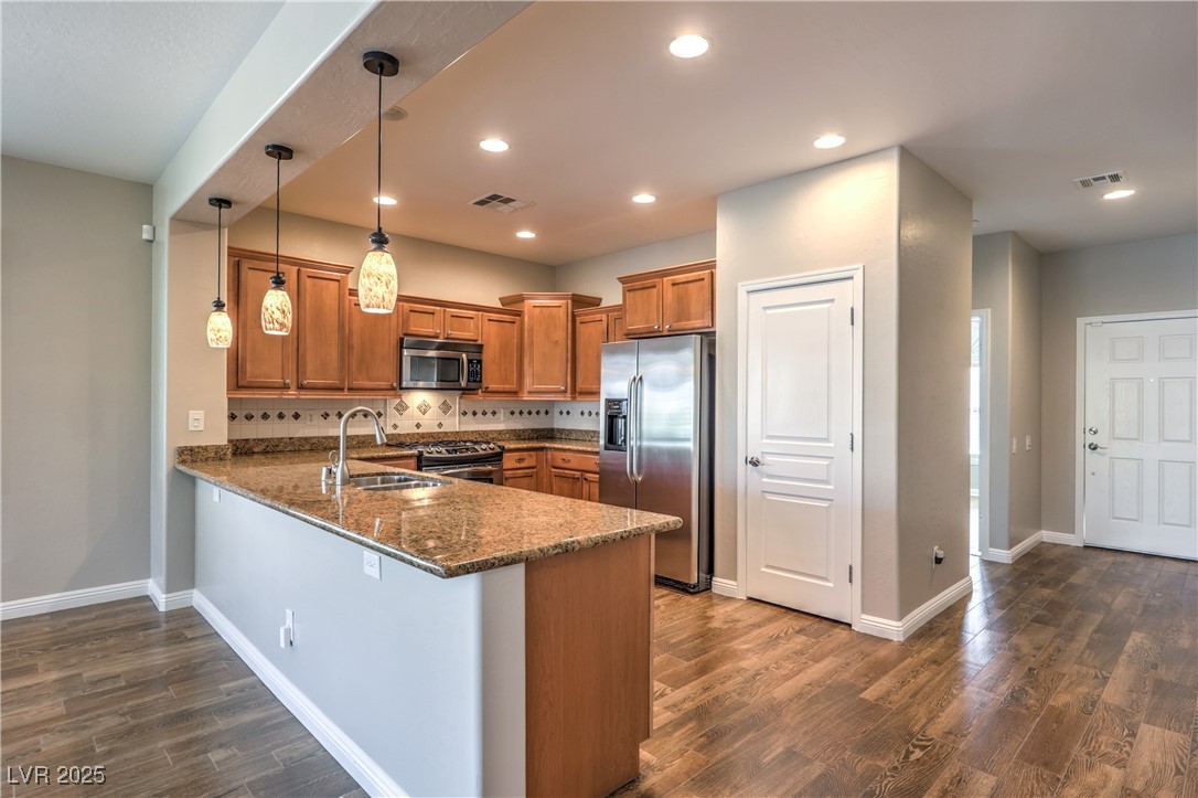 Properties 3 2429 Sun Grazer Street