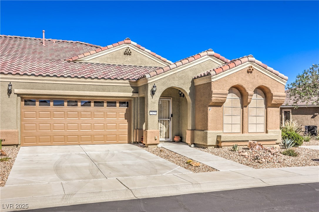 Properties 1 2429 Sun Grazer Street