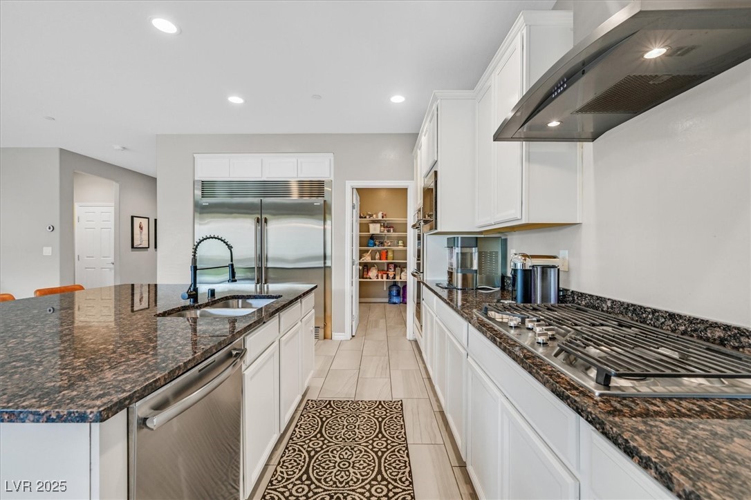 404 Lost Horizon Avenue, Henderson, Nevada image 9