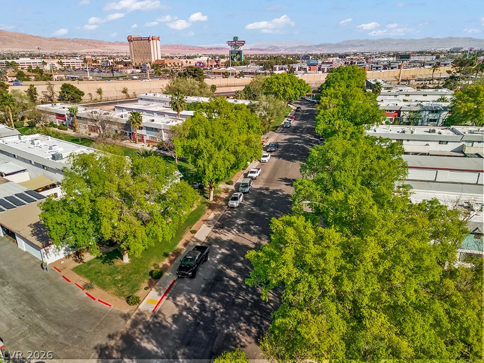 213 Greenbriar Townhouse Way